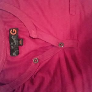 Extremely Soft GUESS shirt